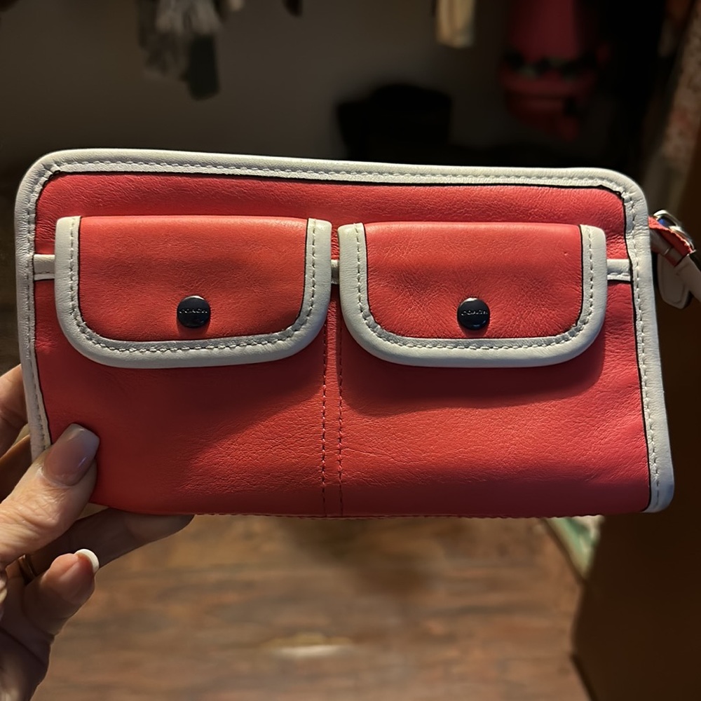 Coach Wallet - Picture 4 of 4